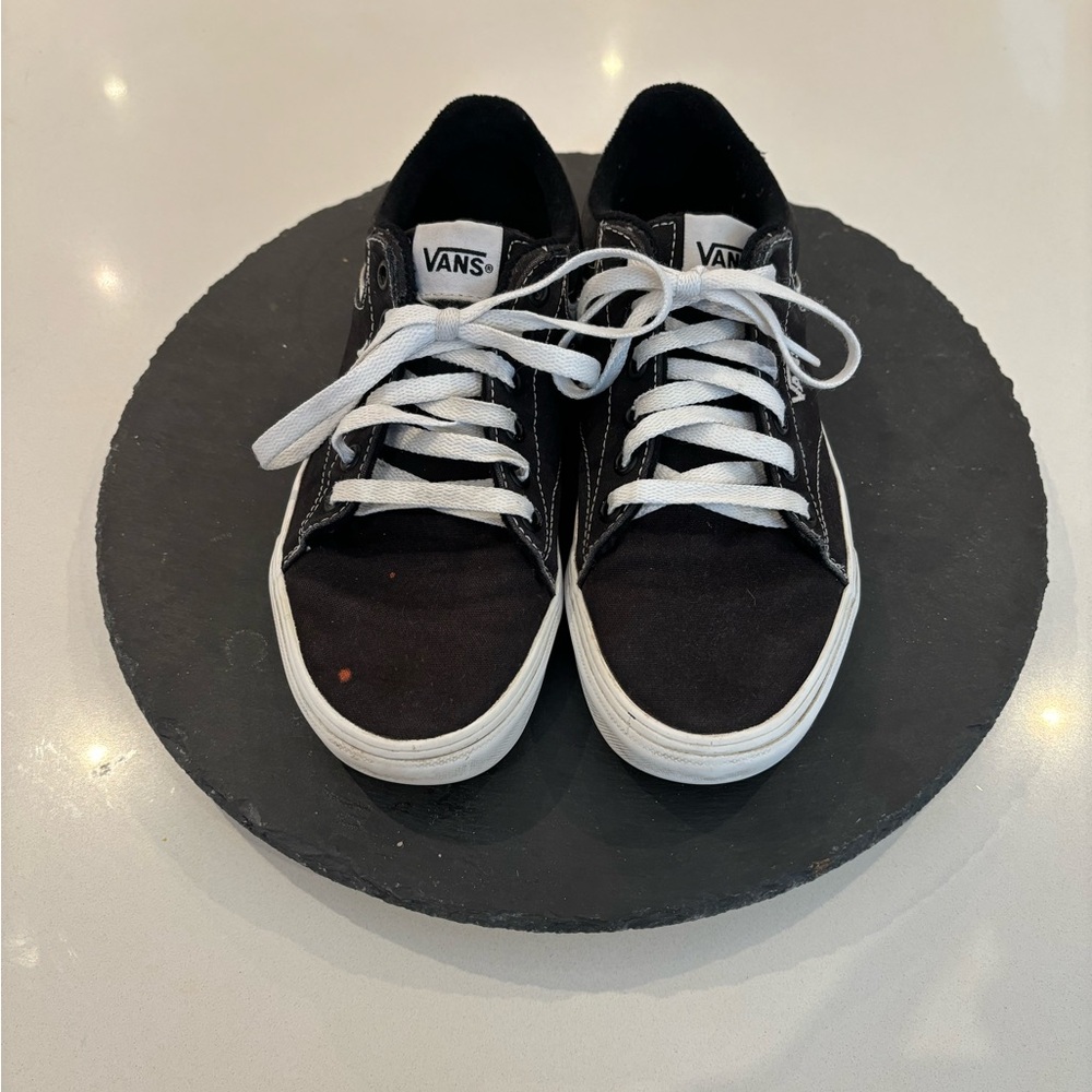 VANS Classic Old Skool Shoe size us 6 womens